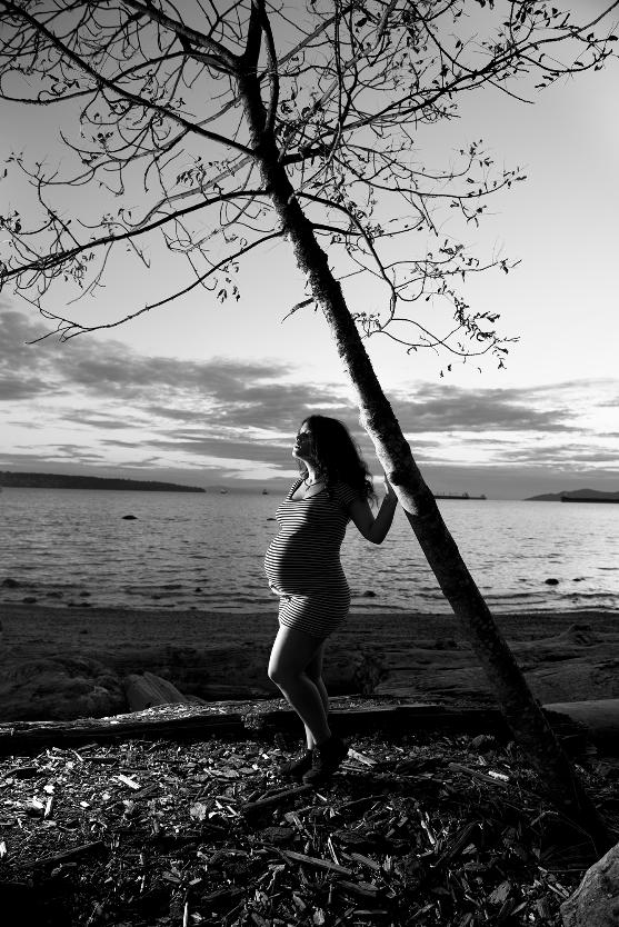 Vancouver Maternity Photographer Oren & Jones Photography